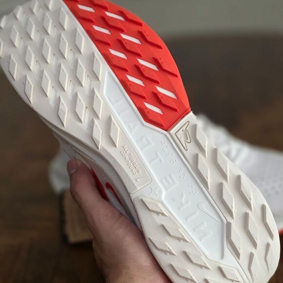 Nike ReactX Pegasus Trail 5 Hiking Running Shoes Women's 11.5 White Sail Red New - Picture 12 of 15